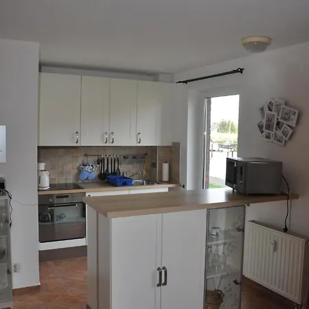 Apartment Wunderschoenes Mit Grill Und Garten Ueckermunde