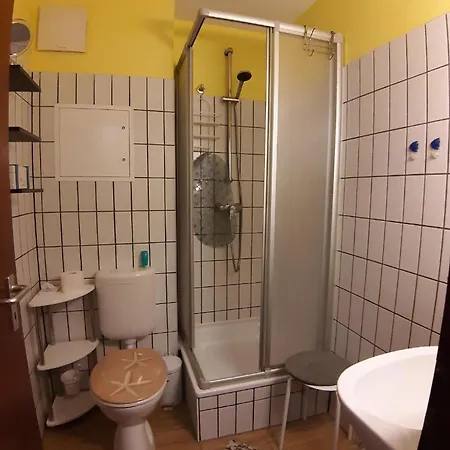 Apartment Wunderschoenes Mit Grill Und Garten Ueckermunde